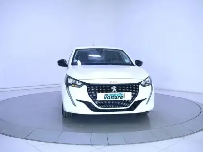 Photo 61 Peugeot 208  PureTech 100 S&S BVM6