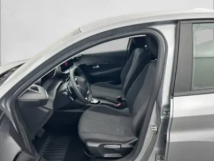 Photo 10 Peugeot 208  Hybrid 100 e-DCS6