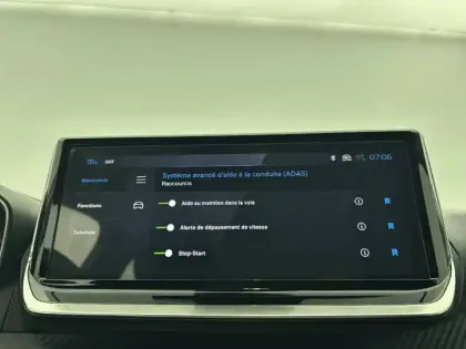 Photo 23 Peugeot 208  Hybrid 100 e-DCS6