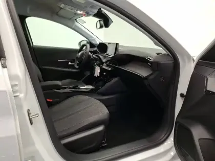 Photo 28 Peugeot 208 Gén. II Ph2 Allure 5