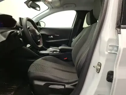 Photo 12 Peugeot 208 Gén. II Ph2 Allure 5