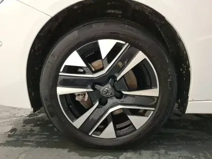 Photo 11 Peugeot 208 Gén. II Ph2 Allure 5