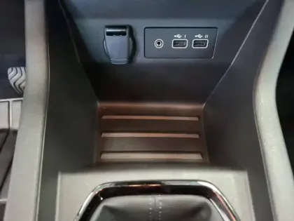 Photo 22 Renault Clio  Blue dCi 100 ch GSR2