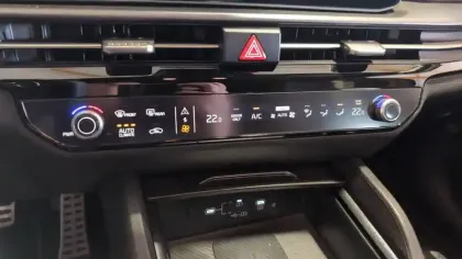 Photo 19 Kia Sportage  Hybride 239 ch BVA6