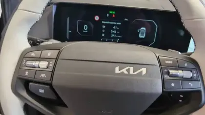 Photo 16 Kia Sportage  Hybride 239 ch BVA6