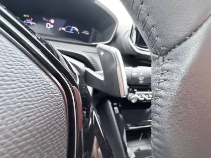 Photo 20 Peugeot 208 Gén. II Ph1 NG Allure 5