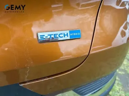 Photo 14 Renault Captur  E-Tech 145 - 21