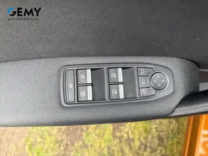 Photo 104 Renault Captur  E-Tech 145 - 21