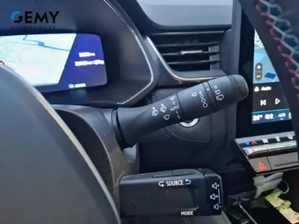 Photo 18 Renault Symbioz  E-Tech full hybrid 145