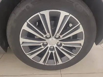 Photo 12 Peugeot 308  PureTech 130ch S&S EAT8