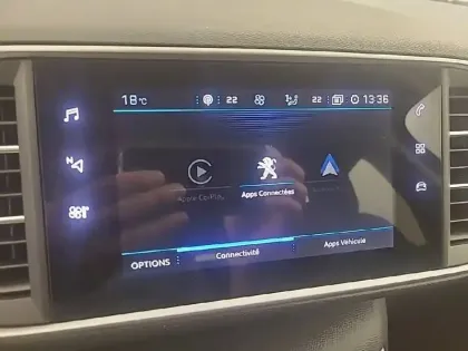 Photo 18 Peugeot 308  PureTech 130ch S&S EAT8