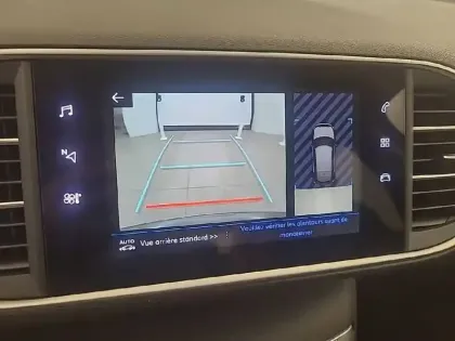 Photo 17 Peugeot 308  PureTech 130ch S&S EAT8