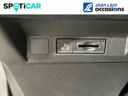 Photo 14 Citroën C5 aircross  Hybride 145 ch e-DCS6