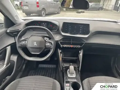 Photo 14 Peugeot 2008  Electrique 136 ch