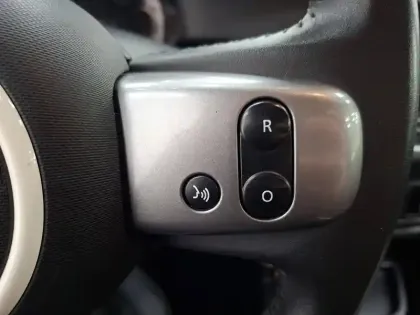 Photo 32 Renault Twingo  III 0.9 TCe 110