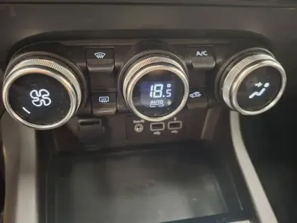 Photo 49 Renault Arkana  E-Tech 145