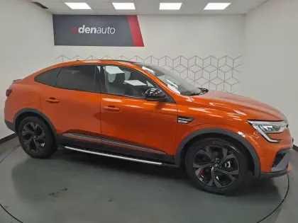 Photo 16 Renault Arkana  E-Tech 145