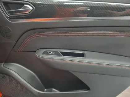 Photo 32 Renault Arkana  E-Tech 145