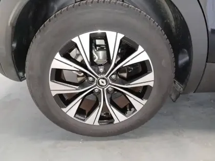 Photo 18 Renault Captur  E-Tech full hybrid 145