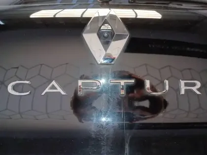 Photo 25 Renault Captur  E-Tech full hybrid 145