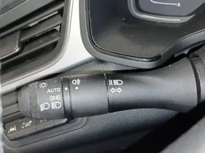 Photo 34 Renault Captur  E-Tech full hybrid 145