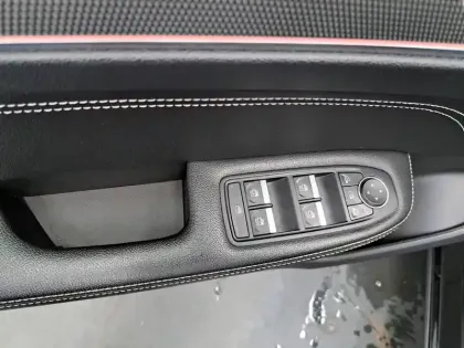 Photo 27 Renault Arkana  E-Tech 145 - 21B