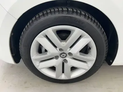 Photo 18 Renault Clio  E-Tech 140 - 21N