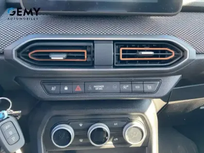 Photo 16 Dacia Sandero  TCe 90