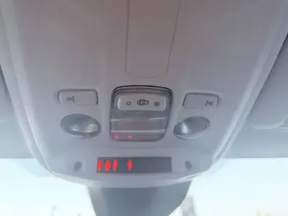 Photo 22 Peugeot 208 Gén. II Ph1 NG Active 5