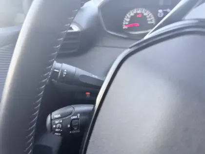 Photo 14 Peugeot 208 Gén. II Ph1 NG Active 5