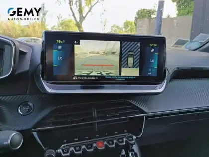 Photo 21 Peugeot 208  Electrique 50 kWh 136ch