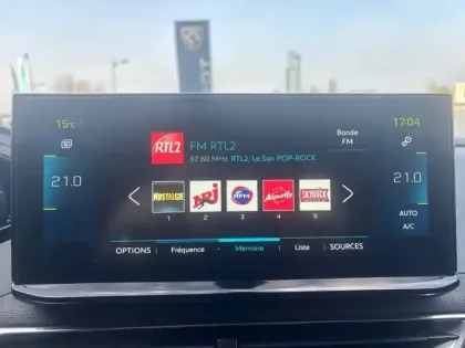 Photo 17 Peugeot 3008  Hybrid 225 e-EAT8