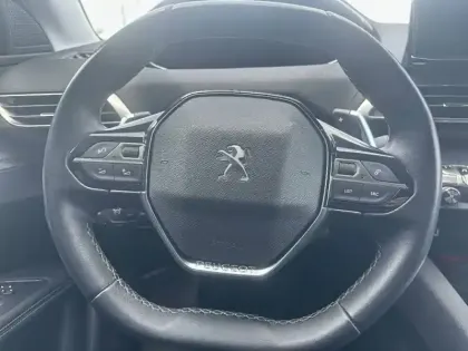 Photo 56 Peugeot 3008  Hybrid 225 e-EAT8