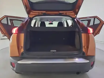 Photo 28 Peugeot 2008 Gén. II Ph1 NG Style 5