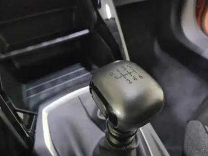 Photo 36 Peugeot 2008 Gén. II Ph1 NG Style 5