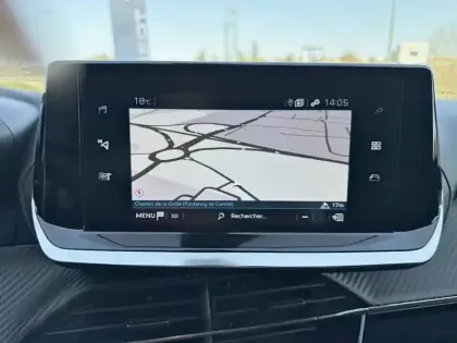 Photo 18 Peugeot 2008  PureTech 100 S&S BVM6