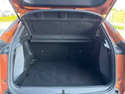 Photo 5 Peugeot 2008  PureTech 100 S&S BVM6