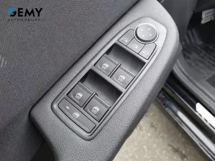 Photo 41 Renault Clio  E-Tech full hybrid 145 ch GSR2