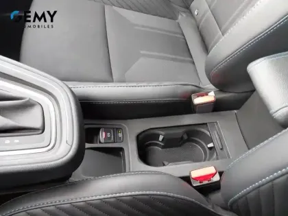 Photo 27 Renault Clio  E-Tech full hybrid 145 ch GSR2