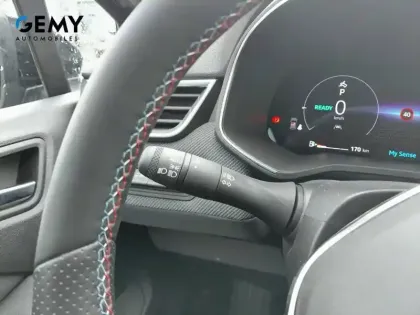 Photo 19 Renault Clio  E-Tech full hybrid 145 ch GSR2