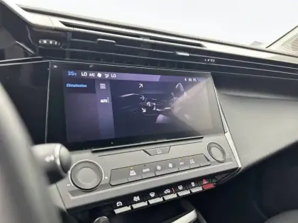 Photo 15 Peugeot 308  PureTech 110ch S&S BVM6