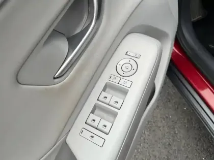 Photo 21 Hyundai Kona  Hybrid 141