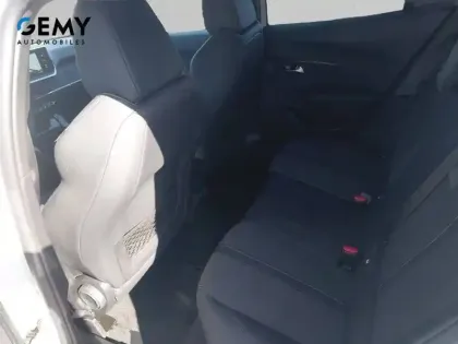 Photo 9 Peugeot 2008  PureTech 130 S&S EAT8