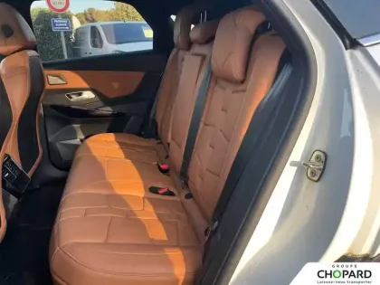 Photo 8 DS DS 7 DS7 Crossback Hybride E-Tense 300 EAT8 4x4