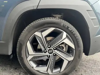 Photo 17 Hyundai Tucson  1.6 T-GDI 230 Hybrid BVA6