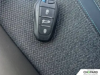 Photo 11 Peugeot 308  BlueHDi 130ch S&S EAT8