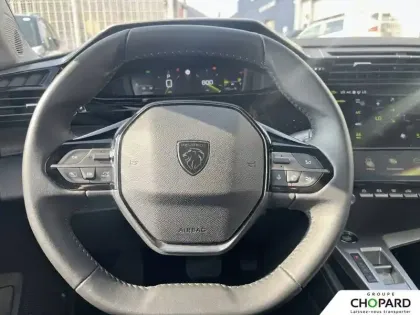 Photo 13 Peugeot 308  BlueHDi 130ch S&S EAT8