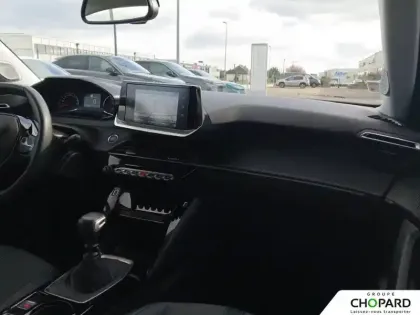 Photo 12 Peugeot 2008  PureTech 100 S&S BVM6