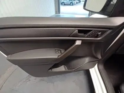 Photo 31 Volkswagen Caddy  VAN 2.0 TDI 102 BVM5