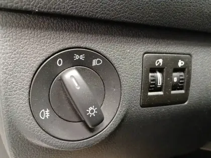 Photo 26 Volkswagen Caddy  VAN 2.0 TDI 102 BVM5